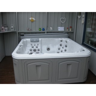 Boblebad XS76L fra Clear Water spa